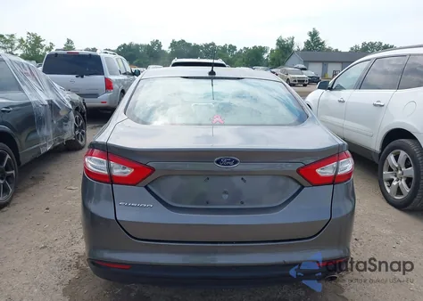 2013 Ford Fusion S из США, поврежденный, VIN 3FA6P0G75DR364564